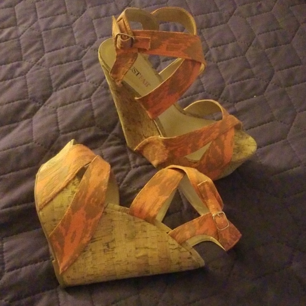 Shoes - Picture 6 of 6